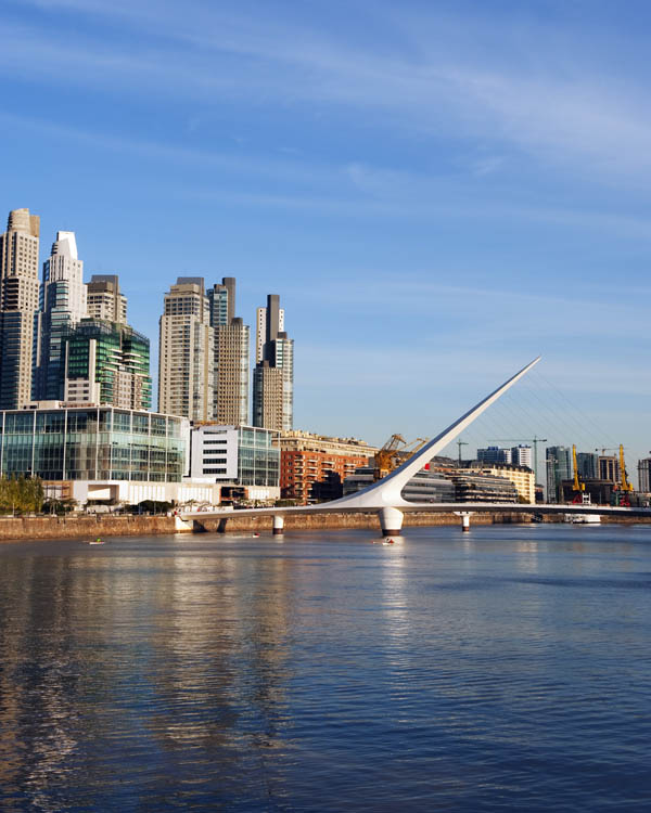 Puerto Madero a Buenos Aires (Peter Groenendijk/Cuboimages).